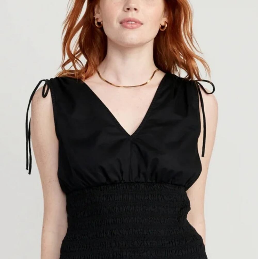 Old Navy Top WMNS XL Black Ruched Waist V-Neck Tie Shoulder Sleeveless Blouse